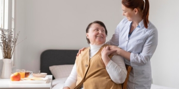 Caregiver Pasien Stroke Perawatan yang Tepat untuk Pemulihan