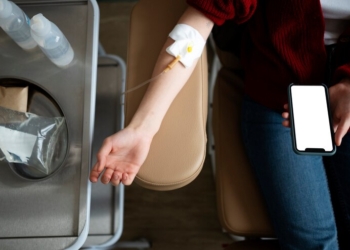 Tips Memilih Jasa Pasang Infus di Rumah yang Terbaik