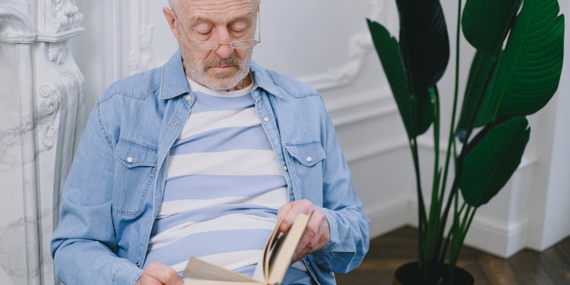 tanda lansia tidak aman tinggal sendiri