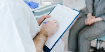 tanda pasien perlu evaluasi dokter