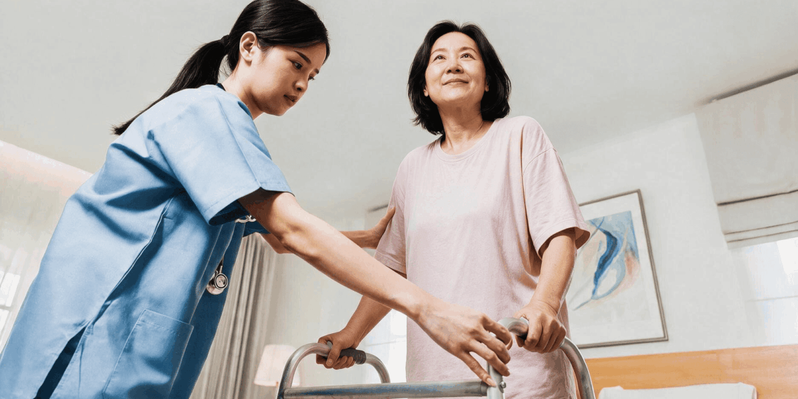Perawatan Pasien Stroke di Rumah Lebih Nyaman dengan Layanan Home Care