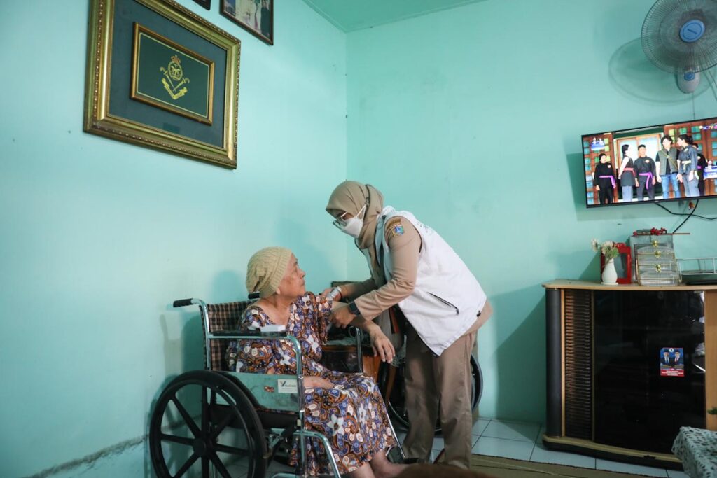 layanan kesehatan lansia di jakarta