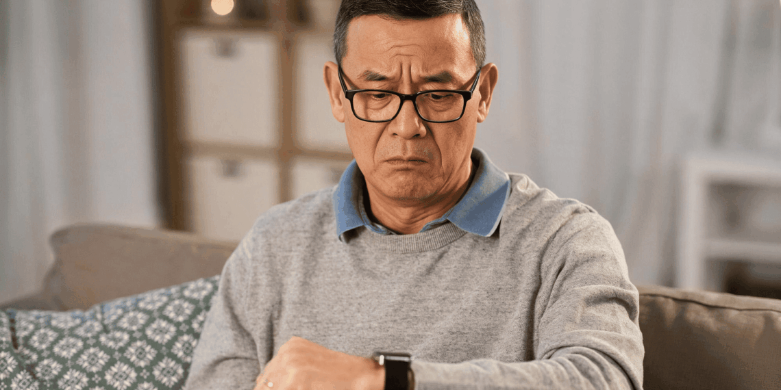 Lansia Mulai Sering Lupa? Kenali Gejala Alzheimer dan Tips Merawatnya di Rumah